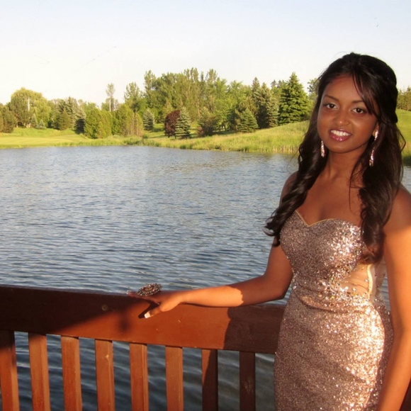 Floor Length Sparkly Gown - Picture 2 of 3